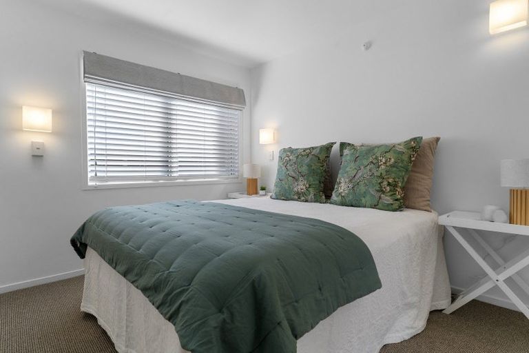 Photo of property in 2/21 The Mall, Mount Maunganui, 3116
