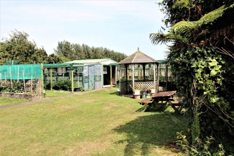 Photo of property in 21 Grey Street, Woodville, 4920