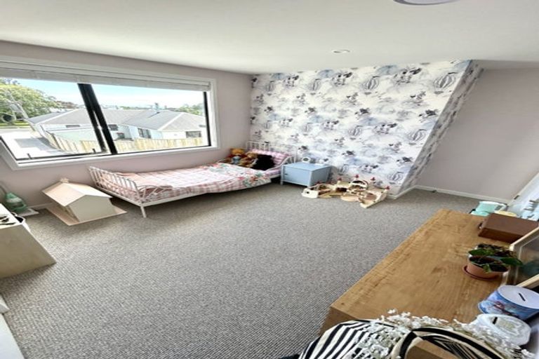 Photo of property in 12a Kauri Street, Merrilands, New Plymouth, 4312