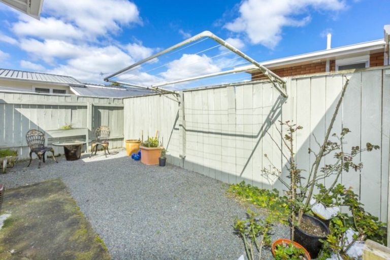 Photo of property in 1/9 Denver Grove, Totara Park, Upper Hutt, 5018