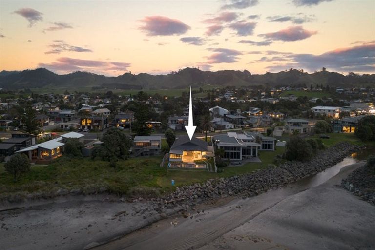 Photo of property in 3 Seaforth Road, Waihi Beach, 3611