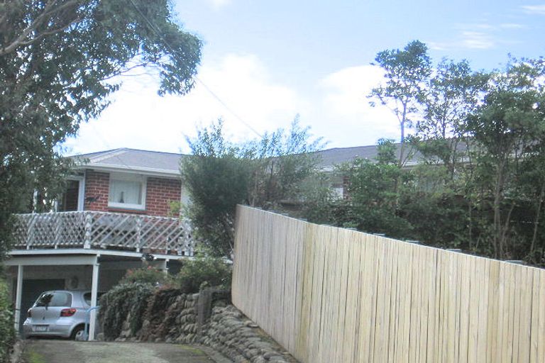 Photo of property in 19 Arapiko Street, Johnsonville, Wellington, 6037