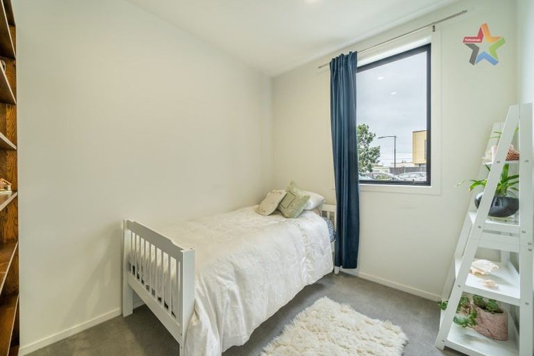 Photo of property in 15 Te Ara O Paetutu, Petone, Lower Hutt, 5012