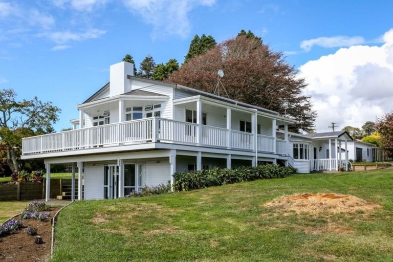 Photo of property in 151 Hickman Road, Urenui, 4375