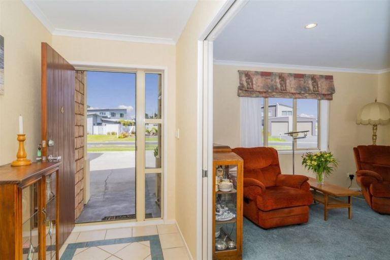 Photo of property in 4 Pelican Place, Whitianga, 3510