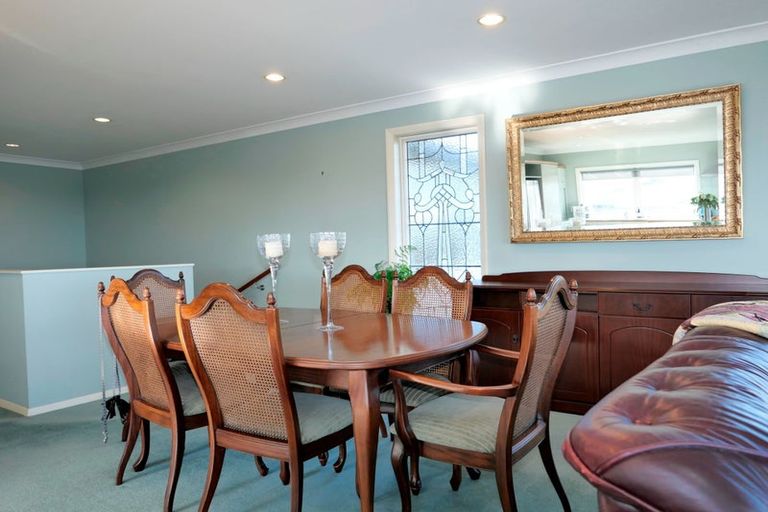 Photo of property in 8 Kotare Street, Waikanae, 5036