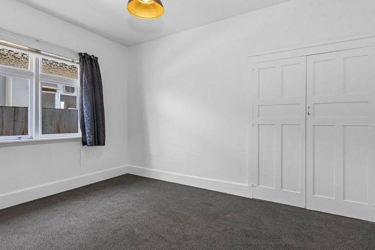 Photo of property in 337 Ferry Road, Waltham, Christchurch, 8011