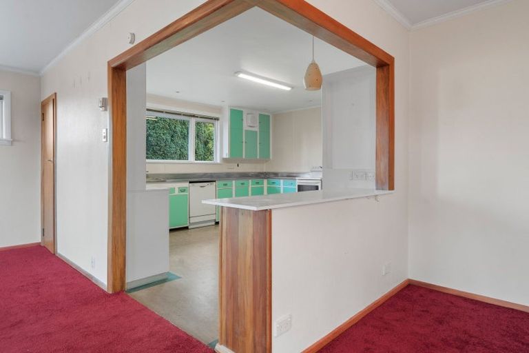 Photo of property in 300 High Street South, Carterton, 5713