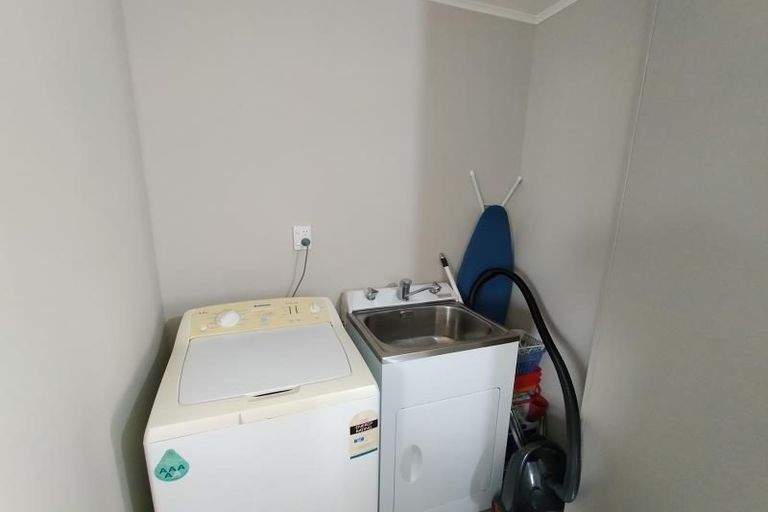 Photo of property in 1/358 College Street, West End, Palmerston North, 4410