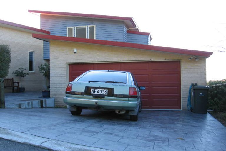 Photo of property in 4 Emerald Lane, Cashmere, Christchurch, 8022