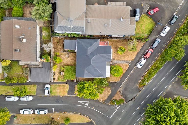 Photo of property in 8 Pembroke Lane, Hamilton Lake, Hamilton, 3204