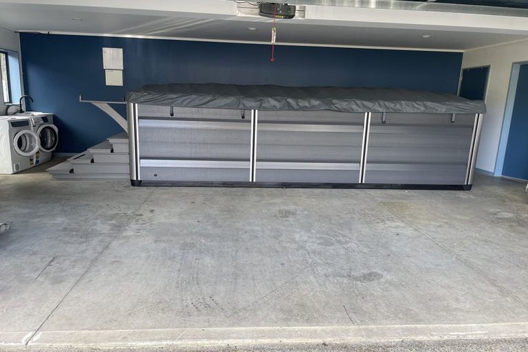 Photo of property in 3a Mckenzie Avenue, Arkles Bay, Whangaparaoa, 0932