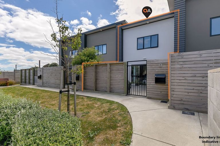 Photo of property in 8/9 Surrey Street, Tawa, Wellington, 5028