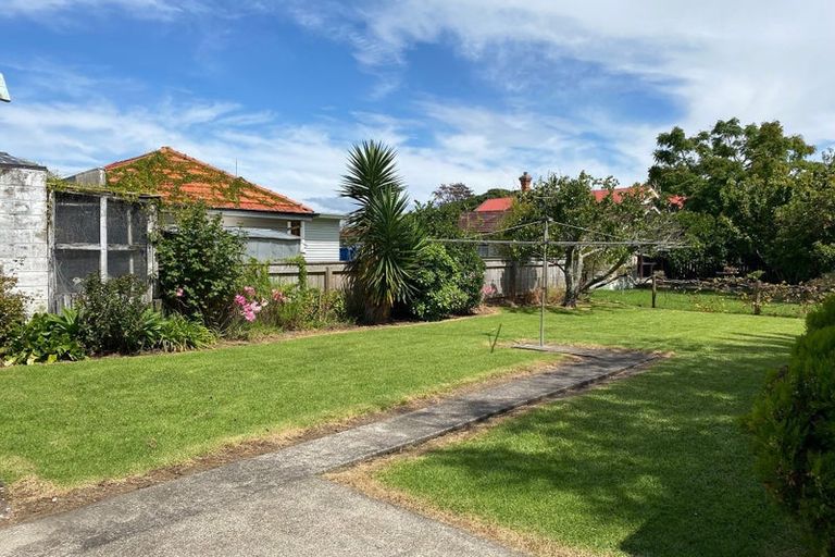 Photo of property in 115 Parawai Road, Thames, 3500