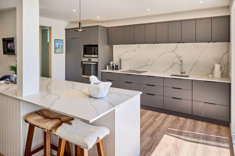 Photo of property in 1/16 Oriental Terrace, Oriental Bay, Wellington, 6011