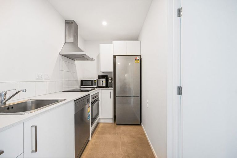 Photo of property in 105/28b Eileen Newey Place, Henderson, Auckland, 0612