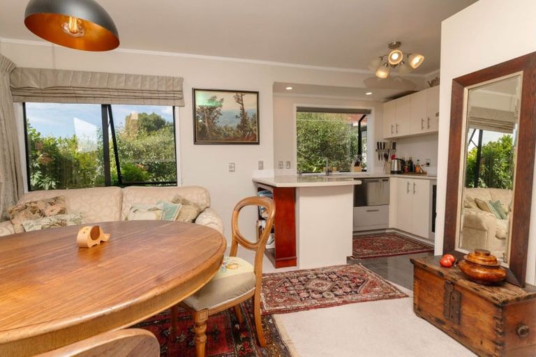 Photo of property in 17 Te Atatu Road, Te Atatu South, Auckland, 0610