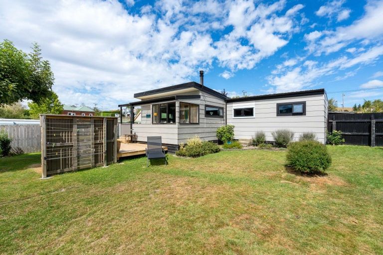 Photo of property in 13 Harrington Street, Lawrence, 9532