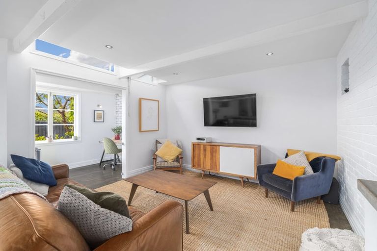 Photo of property in 135 Packe Street, Edgeware, Christchurch, 8013