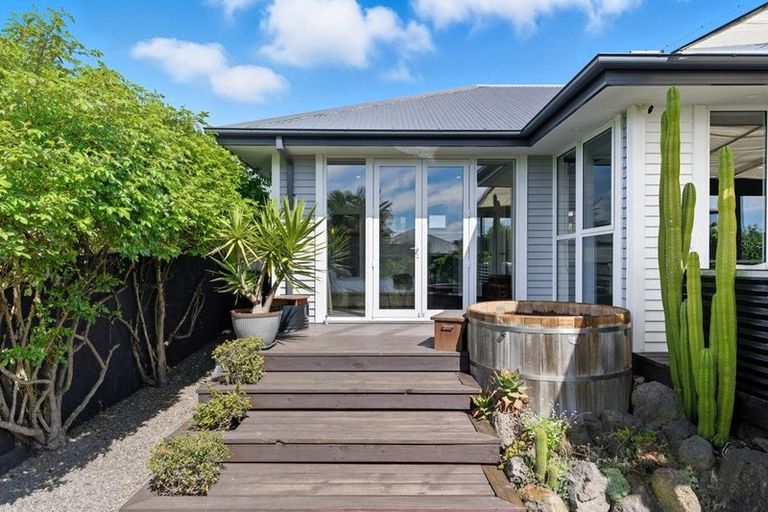 Photo of property in 112 Hills Road, Edgeware, Christchurch, 8013