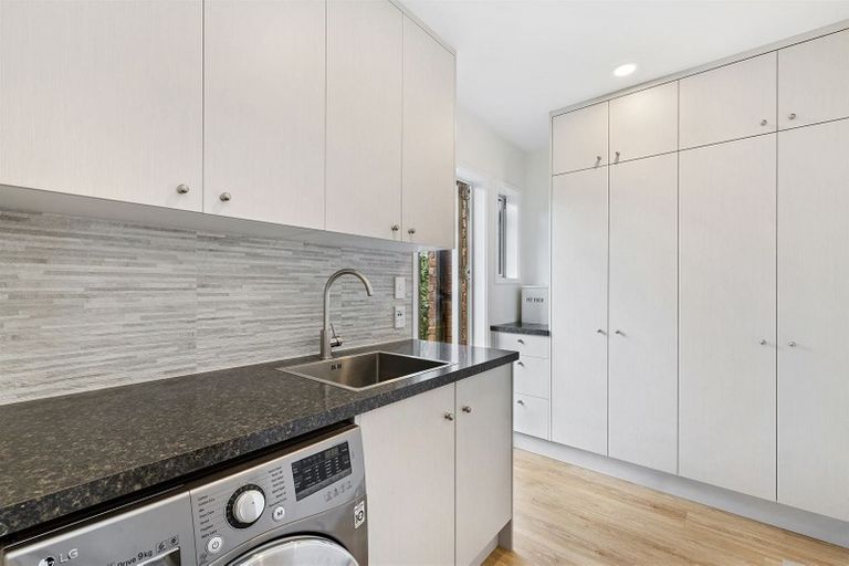 Photo of property in 7 Majestic Lane, Cashmere, Christchurch, 8022