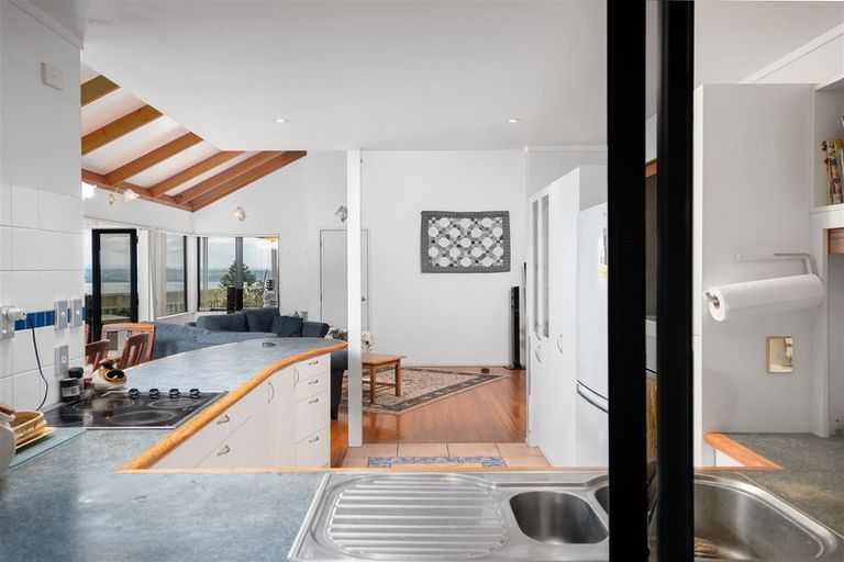 Photo of property in 8 Titore Way, Russell, 0202