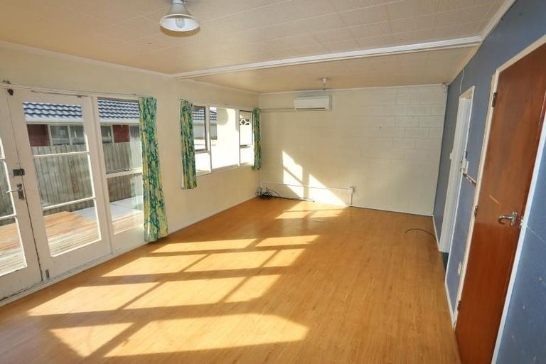 Photo of property in 4/49 Picton Avenue, Riccarton, Christchurch, 8011