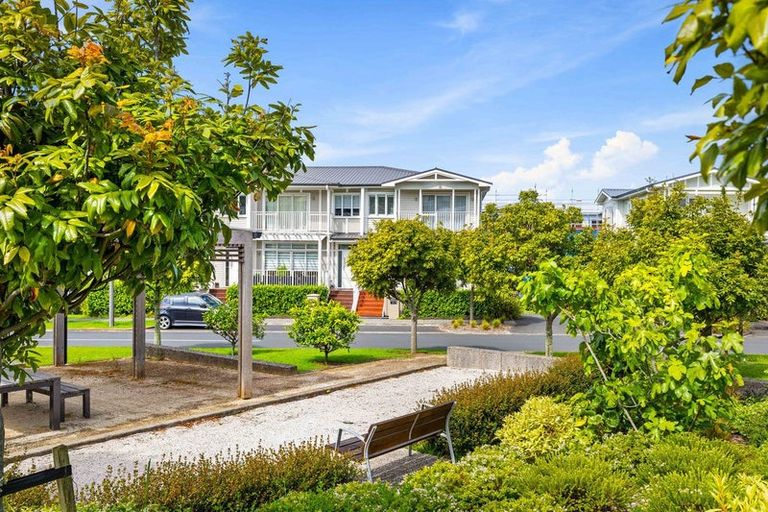 Photo of property in 134 Landmark Terrace, Orewa, 0931