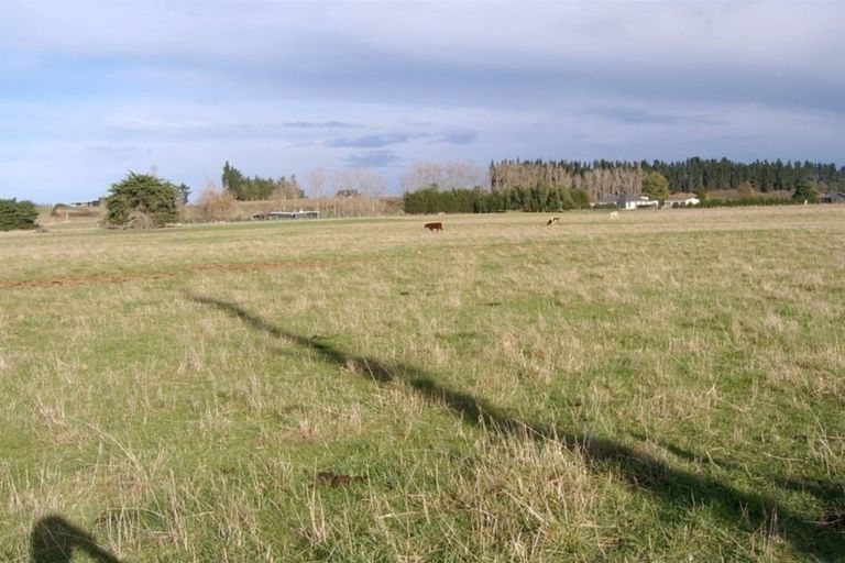 Photo of property in 2 Hayfield Terrace, Cust, Rangiora, 7471