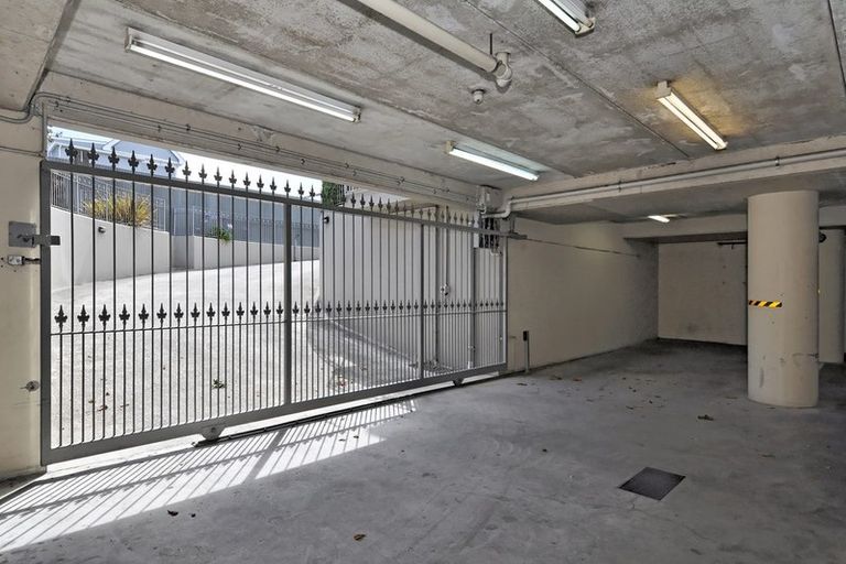 Photo of property in 9/245 Montreal Street, Christchurch Central, Christchurch, 8013