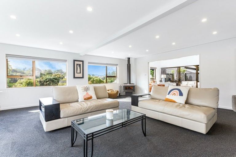 Photo of property in 3 Oak Avenue, Paremata, Porirua, 5024