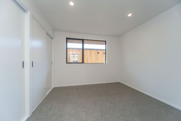 Photo of property in 26/33 Raukawa Street, Stokes Valley, Lower Hutt, 5019