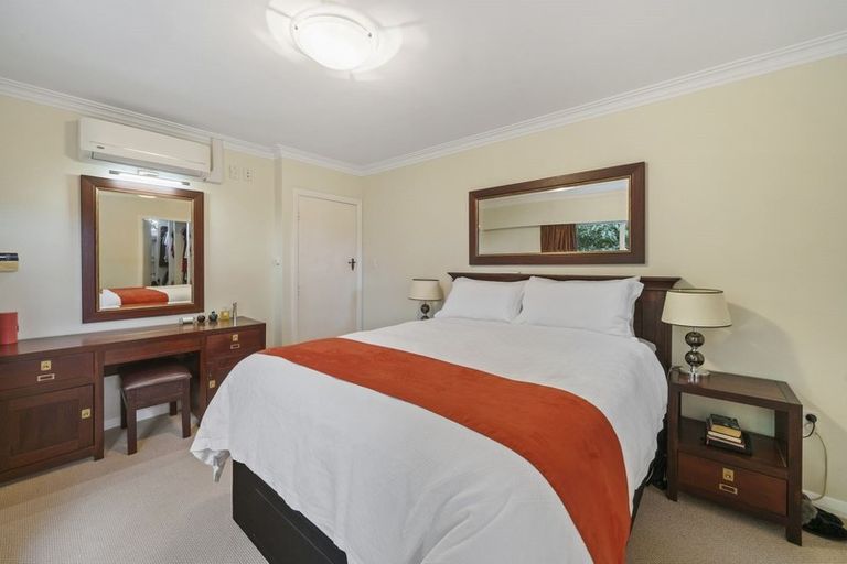 Photo of property in 7 Saint Johns Terrace, Tawa, Wellington, 5028