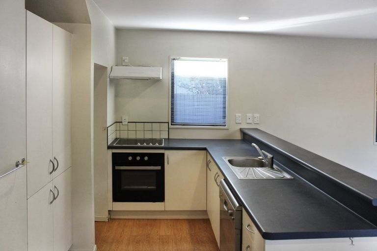 Photo of property in 72 Mandeville Street, Riccarton, Christchurch, 8011