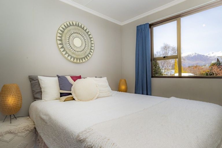 Photo of property in 58 Adamson Drive, Arrowtown, 9302