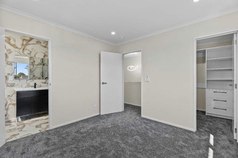 Photo of property in 14a Graeme Avenue, Mangere East, Auckland, 2024