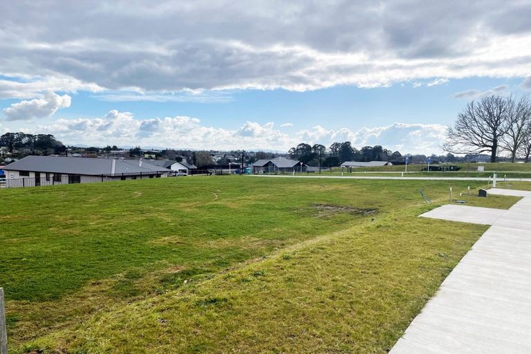 Photo of property in 34 Taahunui Rise, Peacocke, 3206