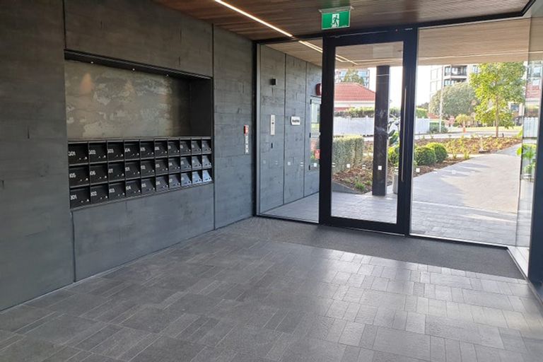 Photo of property in 303/12 Marlborough Crescent, Hobsonville, Auckland, 0616