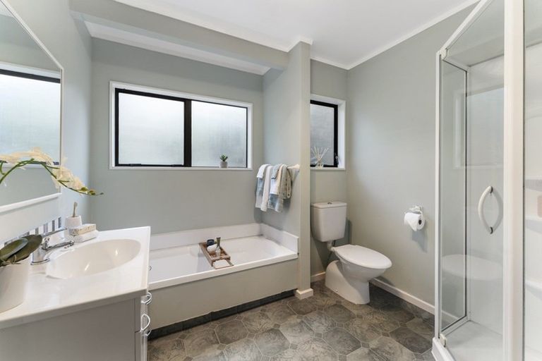 Photo of property in 18 Webber Street, Paraparaumu Beach, Paraparaumu, 5032