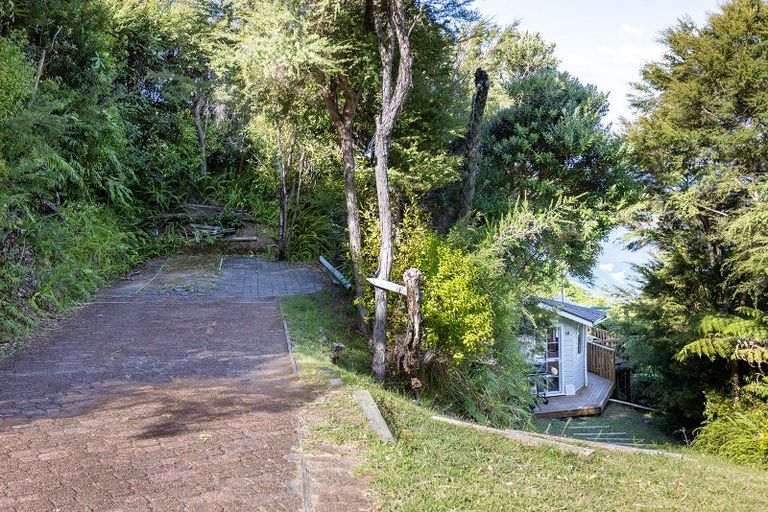 Photo of property in 40 Tairua Heights, Tairua, 3508