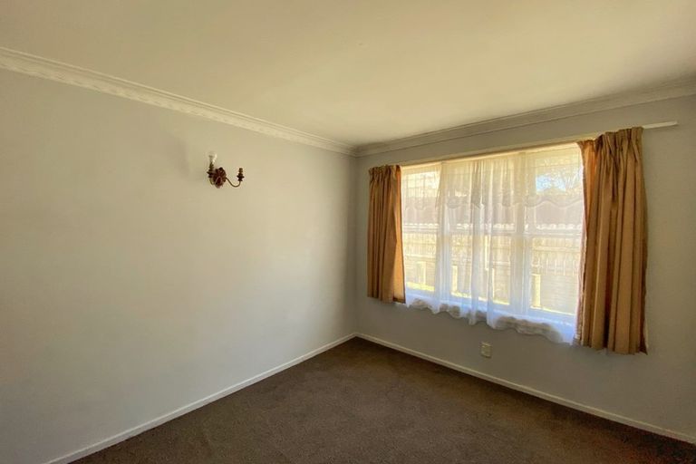 Photo of property in 54 Astley Avenue, New Lynn, Auckland, 0600