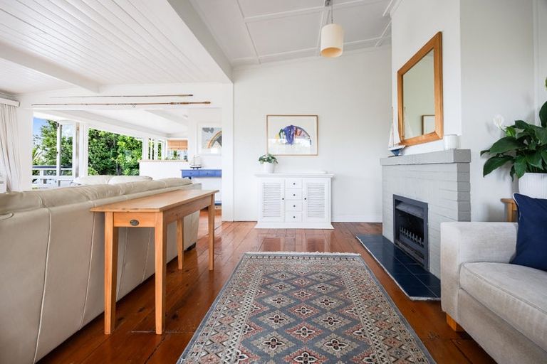 Photo of property in 237 Beach Road, Campbells Bay, Auckland, 0630