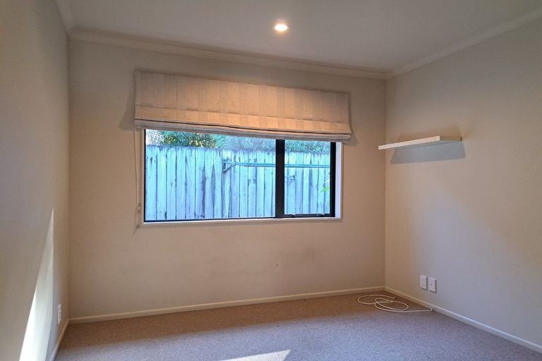 Photo of property in 92 Raukawa Street, Stokes Valley, Lower Hutt, 5019