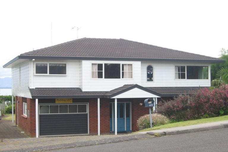 Photo of property in 27 Mcdonnell Street, Omokoroa, 3114