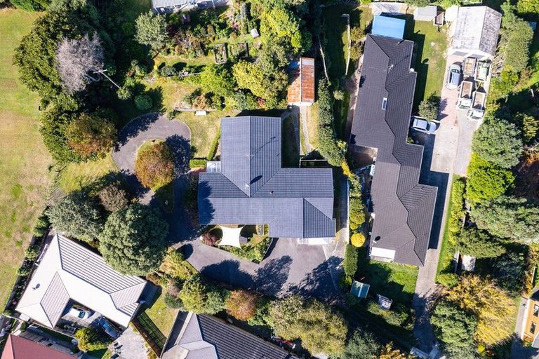 Photo of property in 48 Moana Road, Paraparaumu, 5032