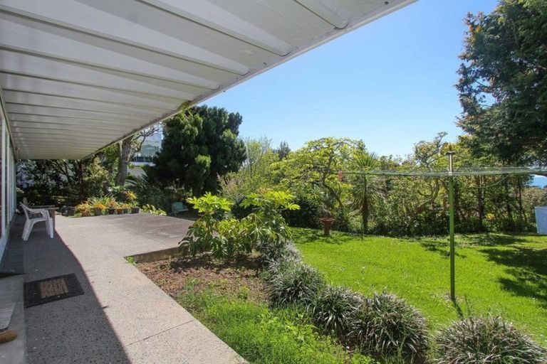 Photo of property in 50 Castor Bay Road, Castor Bay, Auckland, 0620