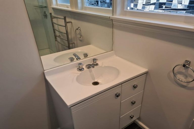 Photo of property in 2/186a Wairakei Road, Bryndwr, Christchurch, 8053