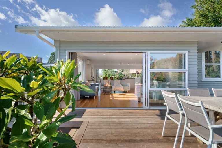 Photo of property in 45 Western Road, Bellevue, Tauranga, 3110