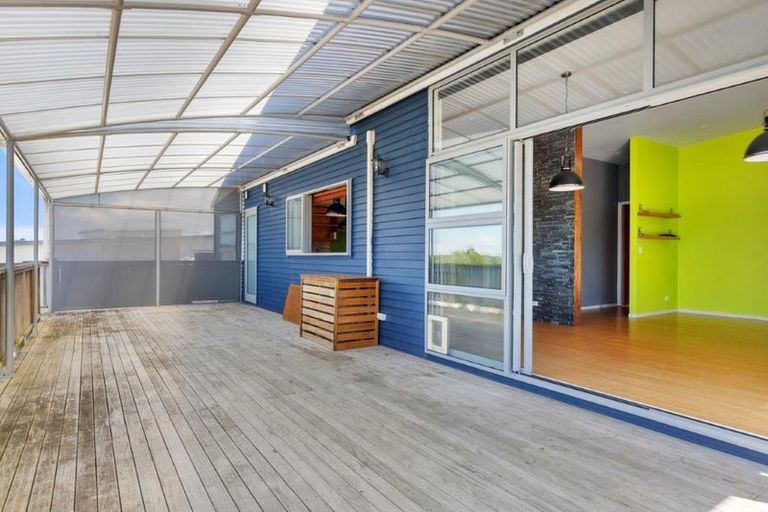 Photo of property in 11 Takahe Place, Mangawhai, 0505