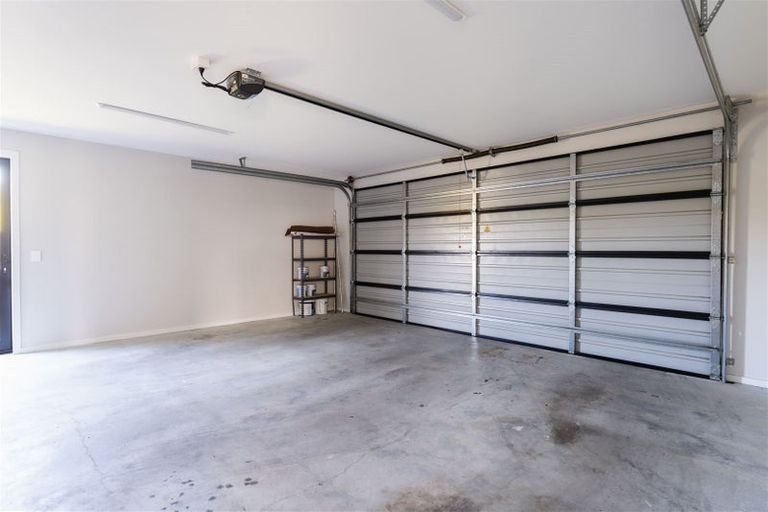 Photo of property in 43 Awa Toru Drive, Fairfield, Dunedin, 9018